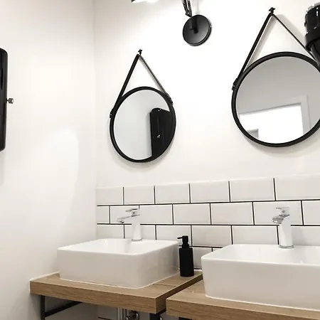 Ciri Biri Bela Boutique *