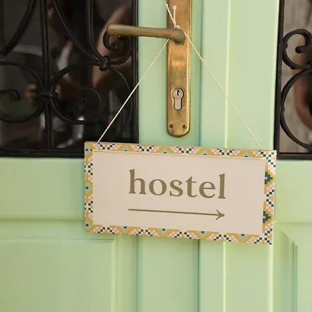 Ciri Biri Bela Boutique * Сплит