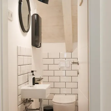 Auberge de jeunesse ćiri Biri Bela Boutique *