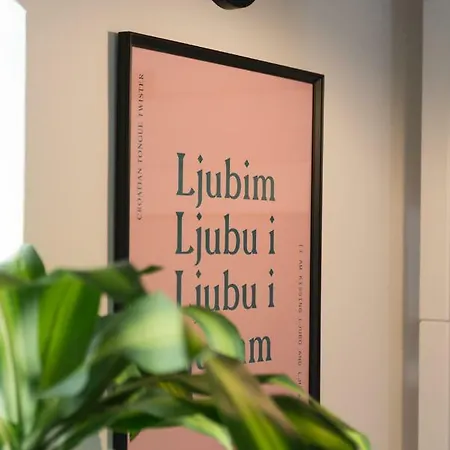 ćiri Biri Bela Boutique