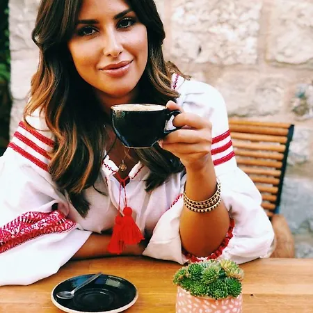 ćiri Biri Bela Boutique Auberge de jeunesse *