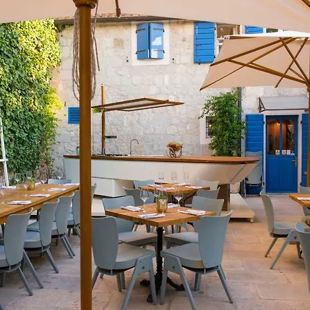 Hostel Ciri Biri Bela Boutique Split